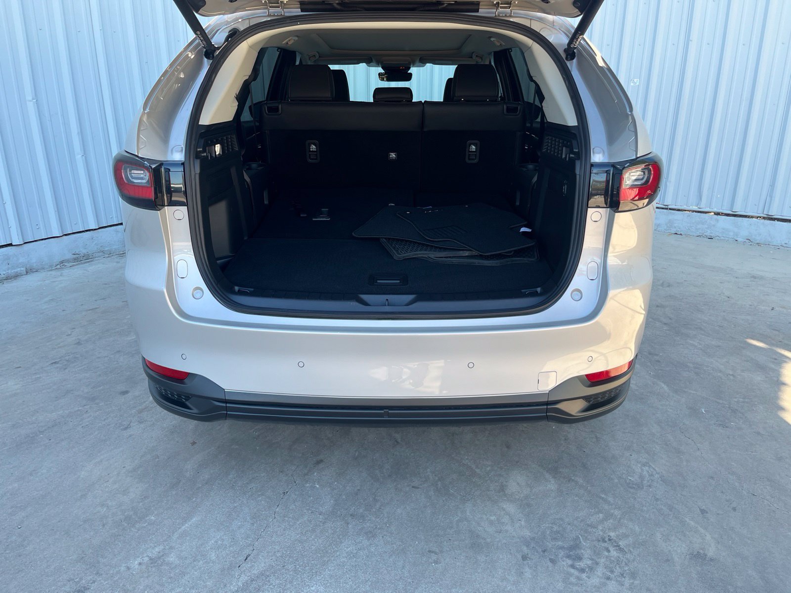 Certified 2026 MAZDA CX-90 3.3 Turbo w/ Premium Sport Pkg AWD/4WD image 9
