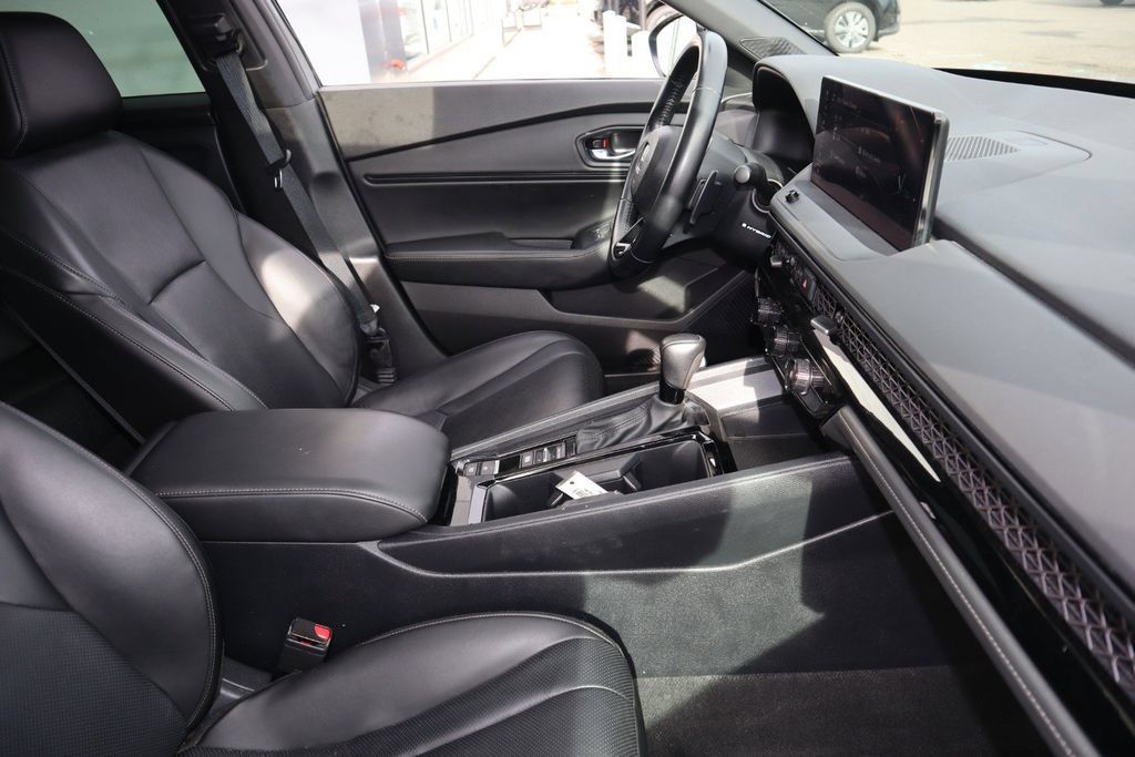 Used 2024 Honda Accord Sport image 25