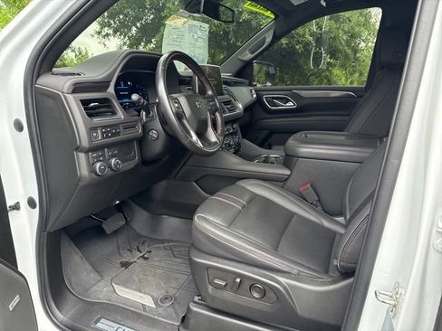 Used 2022 Chevrolet Tahoe RST w/ Luxury Package AWD/4WD image 10