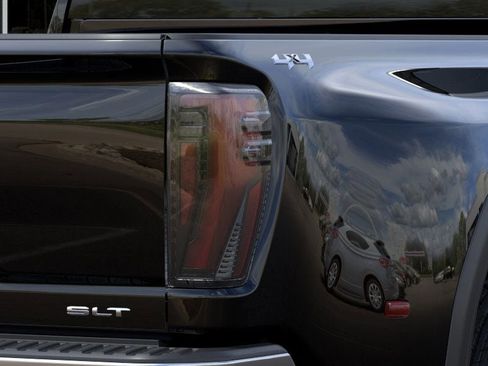 New 2026 GMC Sierra 3500 SLT image 11