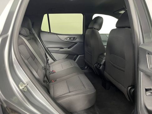 Used 2025 Chevrolet Equinox LT AWD/4WD image 15
