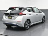 Used 2022 Nissan Leaf SV image 5