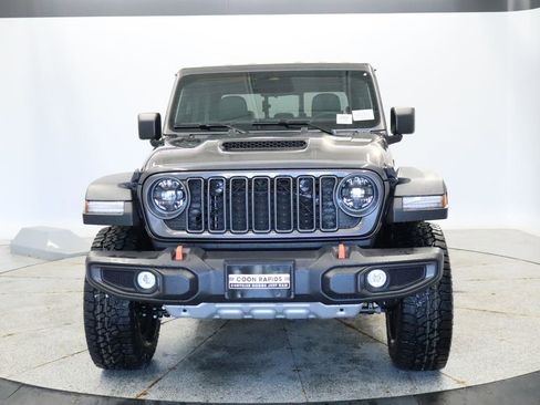 New 2026 Jeep Gladiator Mojave w/ Safety Group AWD/4WD image 10