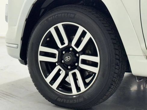 Used 2020 Toyota 4Runner Limited RWD image 47