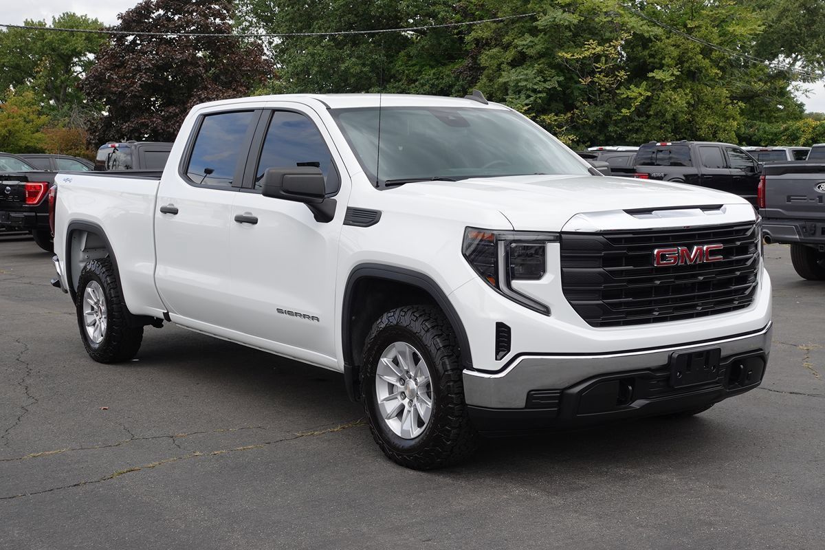 Used 2024 GMC Sierra 1500 Pro w/ Fleet Convenience Package AWD/4WD image 4