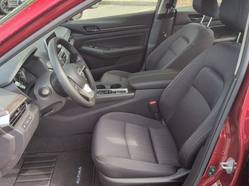 New 2026 Nissan Altima 2.5 SV AWD/4WD image 12