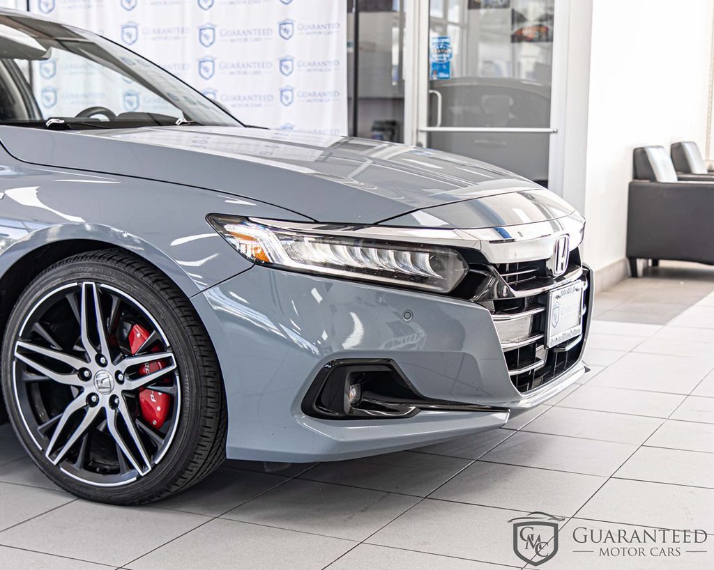 Used 2021 Honda Accord Touring image 4