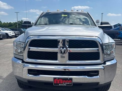 Used 2018 RAM 2500 Tradesman w/ Chrome Appearance Group AWD/4WD image 2
