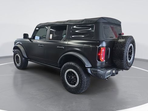 Used 2022 Ford Bronco Badlands image 5