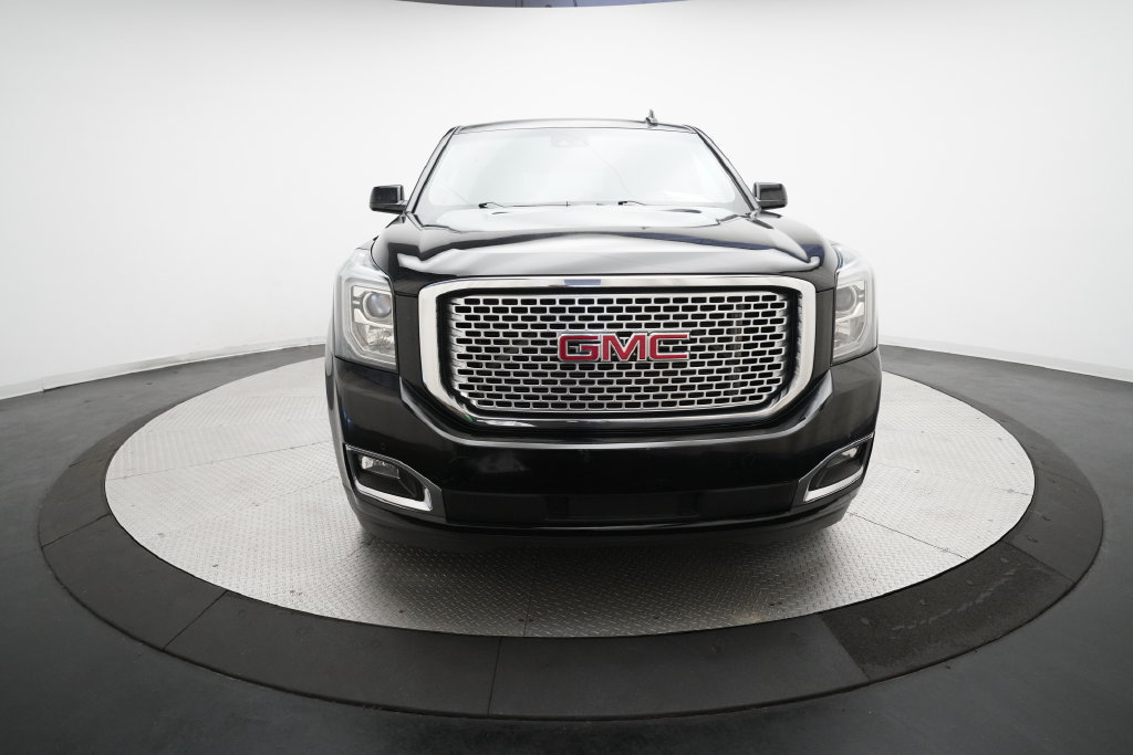 Used 2016 GMC Yukon Denali w/ Open Road Package RWD image 11