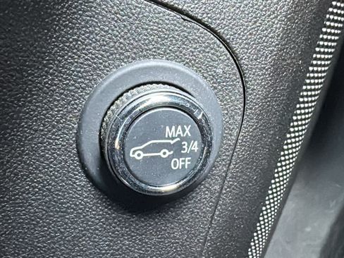 Used 2023 GMC Acadia SLE w/ Driver Convenience Package AWD/4WD image 14