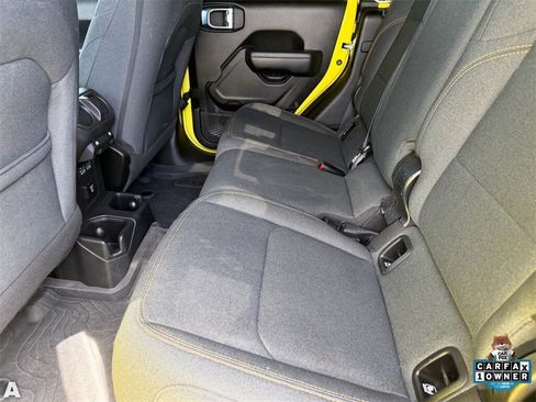 Certified 2024 Jeep Gladiator Sport image 14