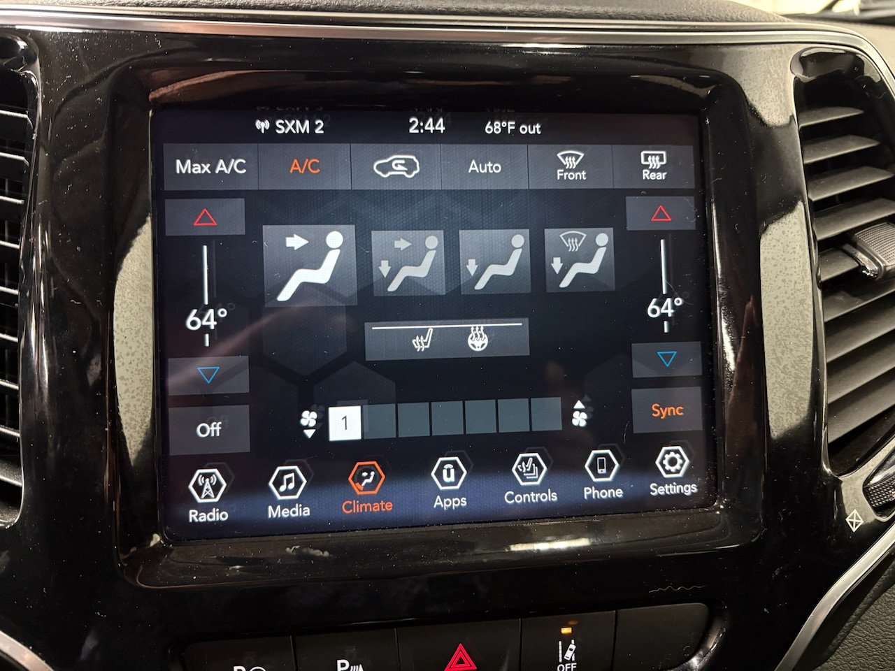 Used 2021 Jeep Cherokee Limited AWD/4WD image 22