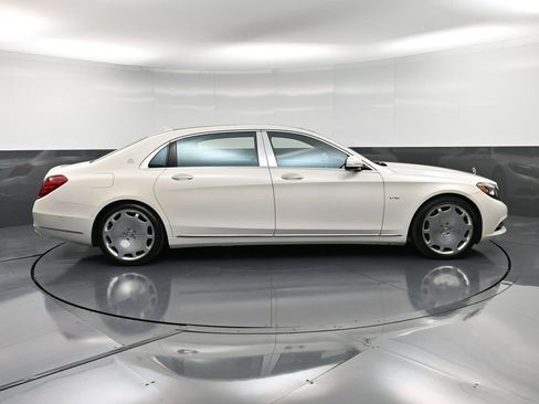 Used 2017 Mercedes-Benz Maybach S 600 image 9