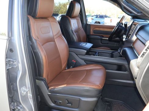 Used 2022 RAM 2500 Limited image 22