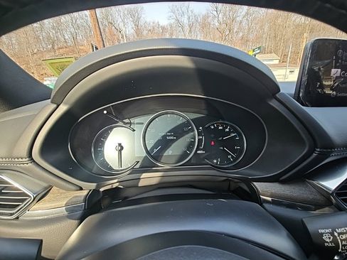 Certified 2025 MAZDA CX-5 Signature image 8