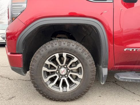 Used 2022 GMC Sierra 1500 AT4 w/ AT4 Preferred Package image 9