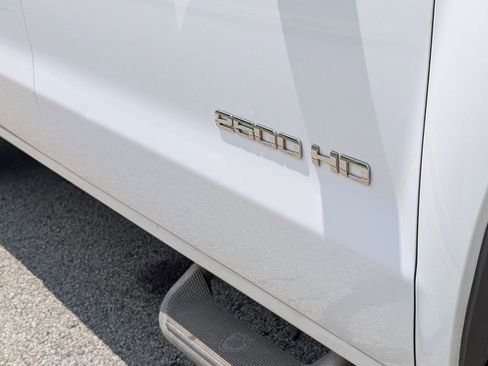 Used 2015 GMC Sierra 2500 2WD Double Cab image 18