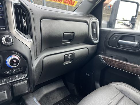 Used 2021 GMC Sierra 3500 Denali w/ Denali Ultimate Package AWD/4WD image 28
