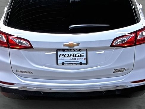 Used 2018 Chevrolet Equinox LT FWD image 11