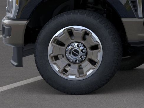 New 2026 Ford F250 King Ranch w/ FX4 Off-Road Package image 19