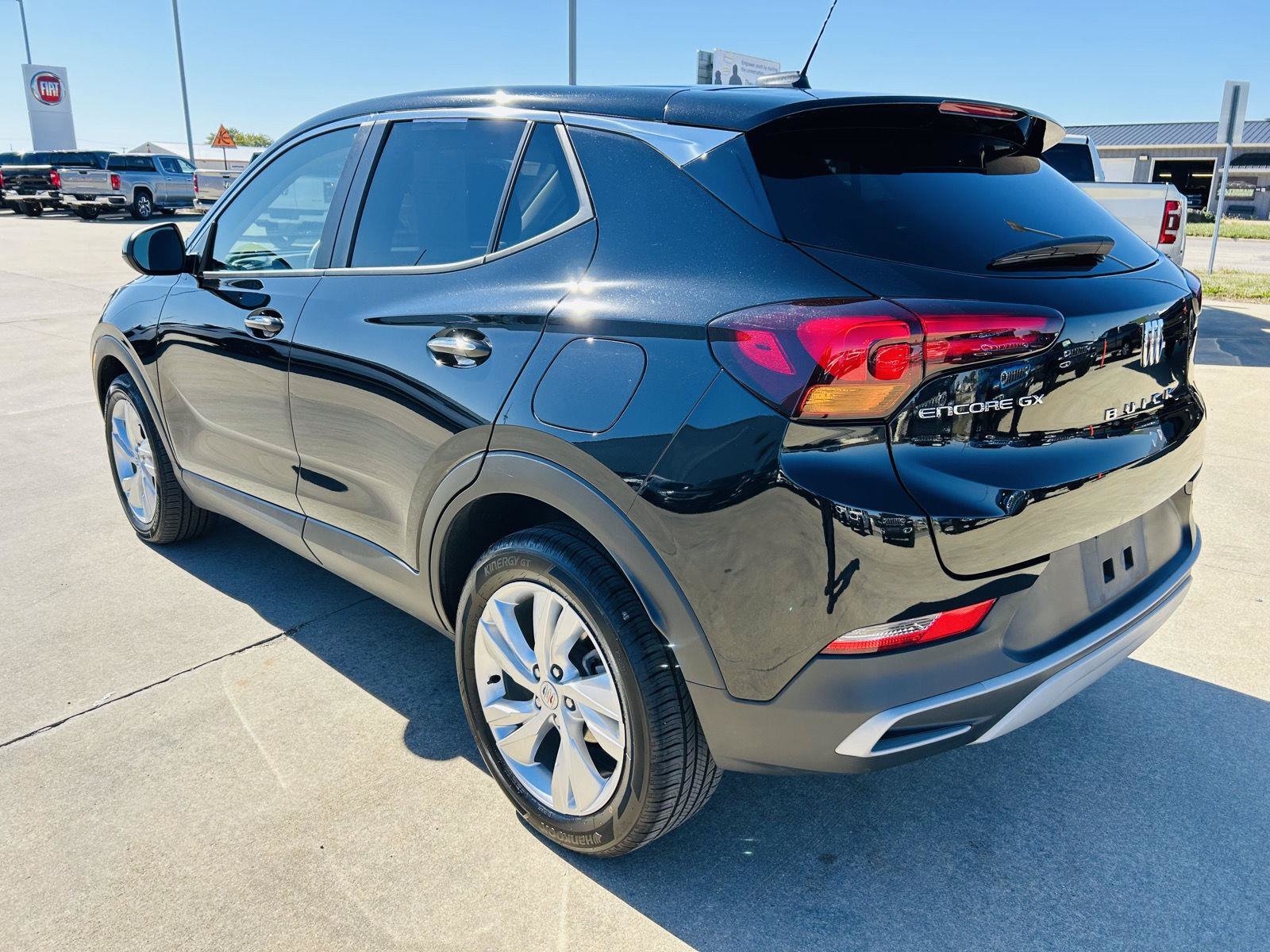 Used 2025 Buick Encore GX Preferred FWD image 33