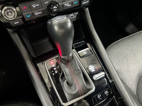 Used 2023 Jeep Compass Trailhawk image 17