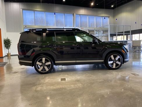New 2025 Hyundai Santa Fe Limited image 9