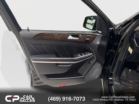 Used 2014 Mercedes-Benz GL 450 4MATIC image 11