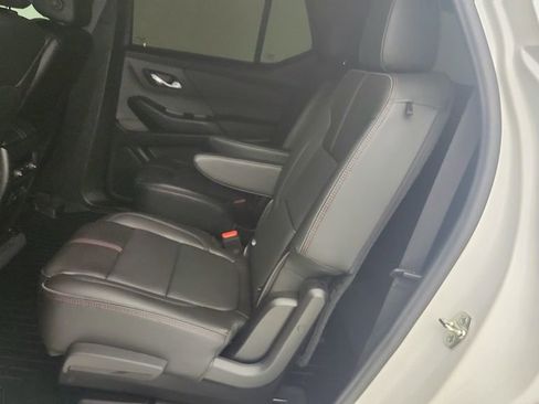 Used 2023 Chevrolet Traverse RS AWD/4WD image 27