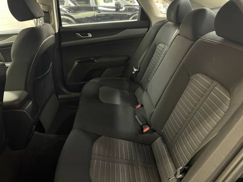 Used 2025 Kia K5 LXS FWD image 9