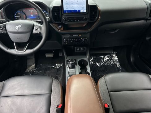 Used 2024 Ford Bronco Sport Outer Banks AWD/4WD image 4