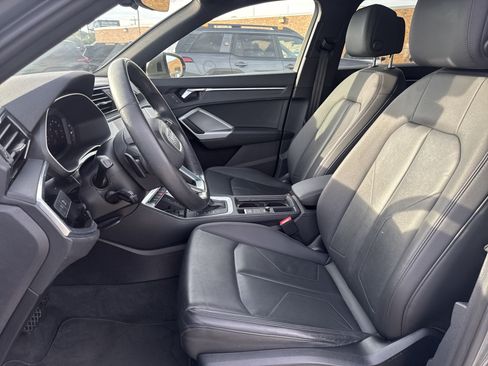 Used 2022 Audi Q3 2.0T Premium Plus w/ Premium Plus Package AWD/4WD image 24