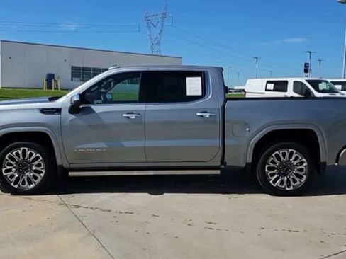 Used 2024 GMC Sierra 1500 Denali Ultimate AWD/4WD image 5