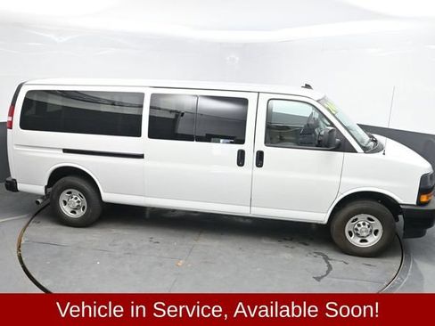 Used 2024 Chevrolet Express 3500 LS RWD image 30
