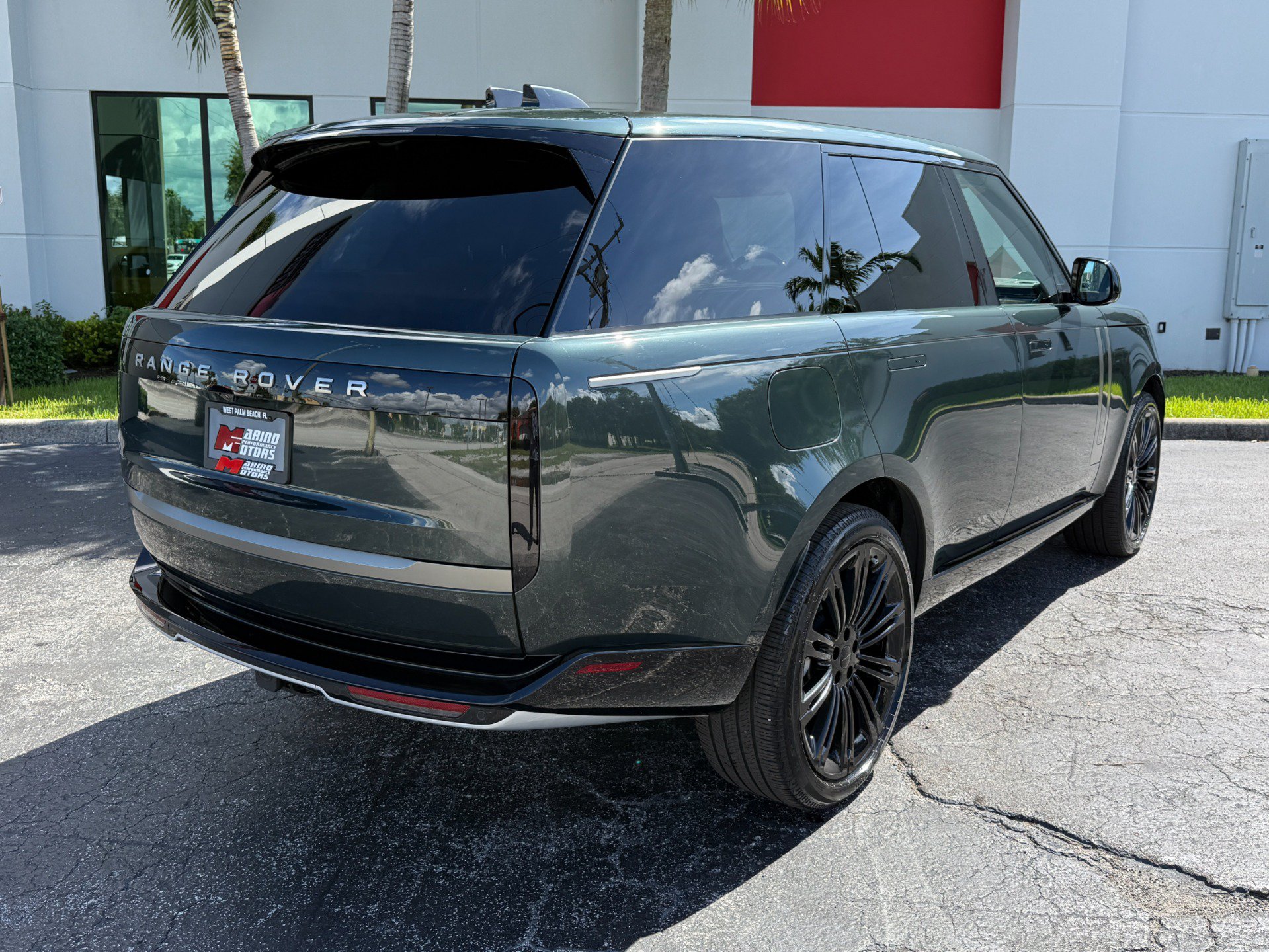 Used 2026 Land Rover Range Rover SE AWD/4WD image 15