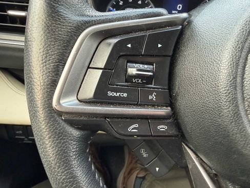 Used 2019 Subaru Ascent Limited image 42