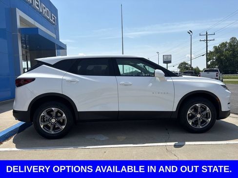 Certified 2025 Chevrolet Blazer LT AWD/4WD image 9
