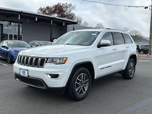 Used 2021 Jeep Grand Cherokee Limited image 7