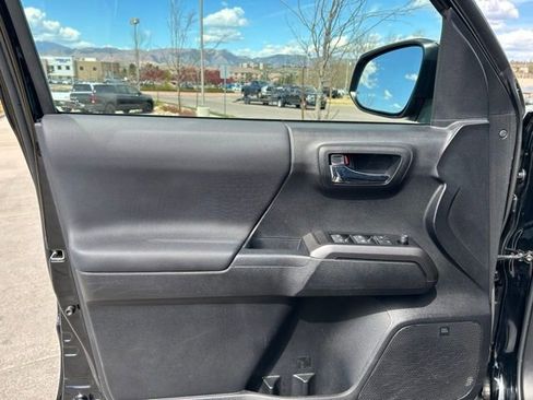 Used 2023 Toyota Tacoma TRD Pro image 10