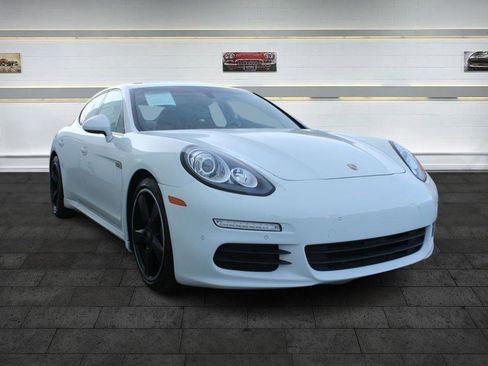 Used 2016 Porsche Panamera Edition image 2