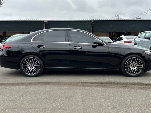 Used 2024 Mercedes-Benz C 300 4MATIC Sedan image 3
