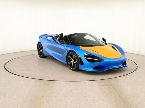 Used 2024 McLaren 750S Spider RWD image 11