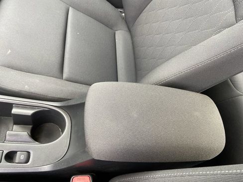 Used 2024 Toyota Corolla LE image 40