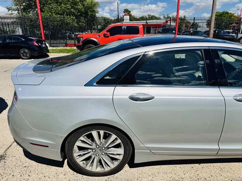 Used 2017 Lincoln MKZ Reserve w/ Climate Package AWD/4WD image 4