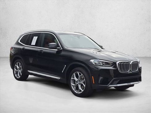 Used 2024 BMW X3 sDrive30i w/ Convenience Package RWD image 3