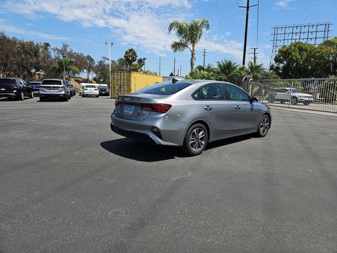 Used 2024 Kia Forte LXS FWD image 5