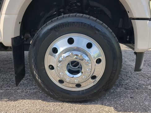 Used 2025 Ford F450 Platinum w/ Platinum Plus Package image 9