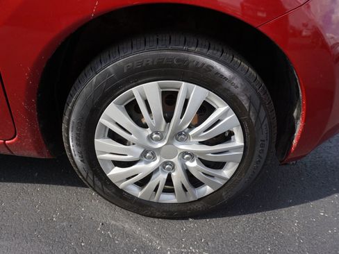 Used 2015 Nissan Versa Note SV image 30