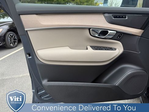 New 2026 Volvo XC90 B5 Plus w/ Protection Package AWD/4WD image 11